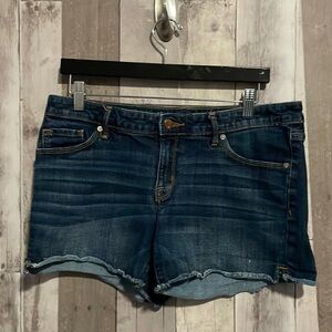Mossimo Denim Women’ Mid Rise Midi Super Stretch Blue Cutoff Jean Shorts